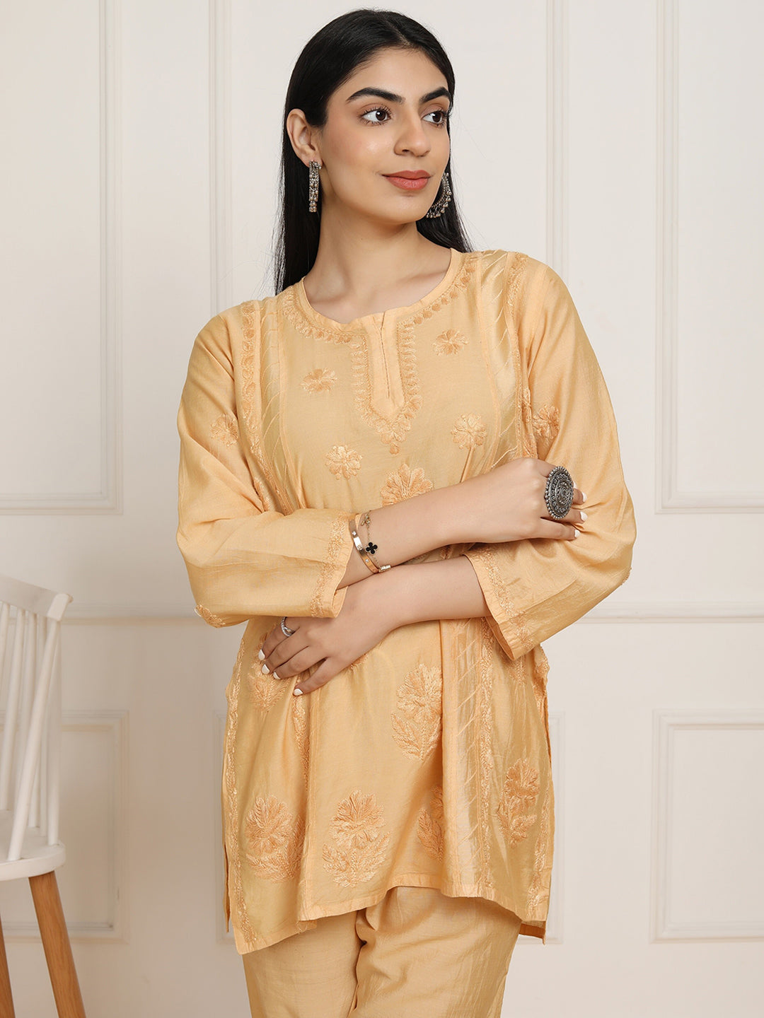 HOUSE OF KARI Floral Embroidered Chikankari Chanderi Silk Straight Kurti with Trousers - Distacart