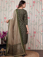 Thumbnail for Ode by House of Pataudi Floral Printed Regular Pure Cotton Kurta with Trousers & Dupatta - Distacart