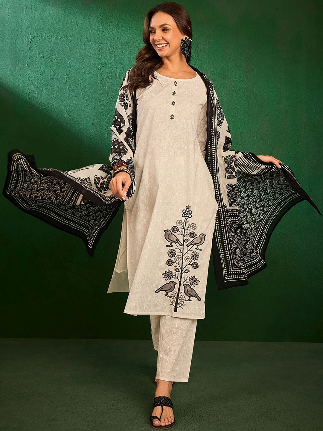 Sangria Floral Embroidered Pure Cotton Thread Work Kurta with Trousers & Dupatta - Distacart