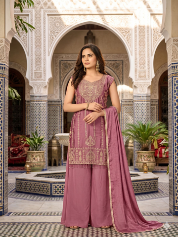 Teeya Creation Womens New Trendy Stylish Heavy Embroiedery With Beads Work Kurta Set - Dista