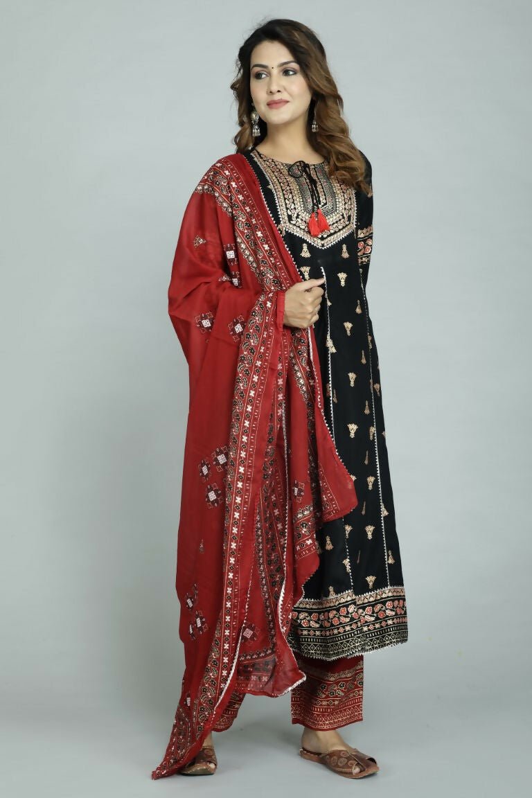 Alvano Alvano Women's Stylish Rayon Anarkali Kurta with Pant and Dupatta Set - Distacart