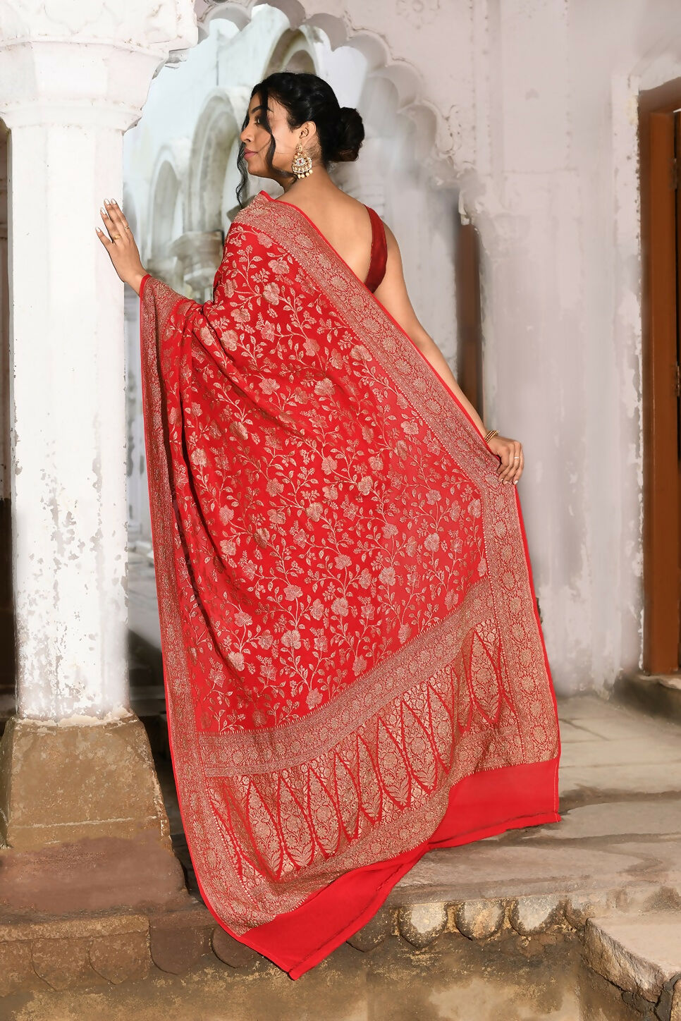 Joban Fashion Red Crepe Chiffon Banarasi Pure Handloom Banarasi Silk Saree
