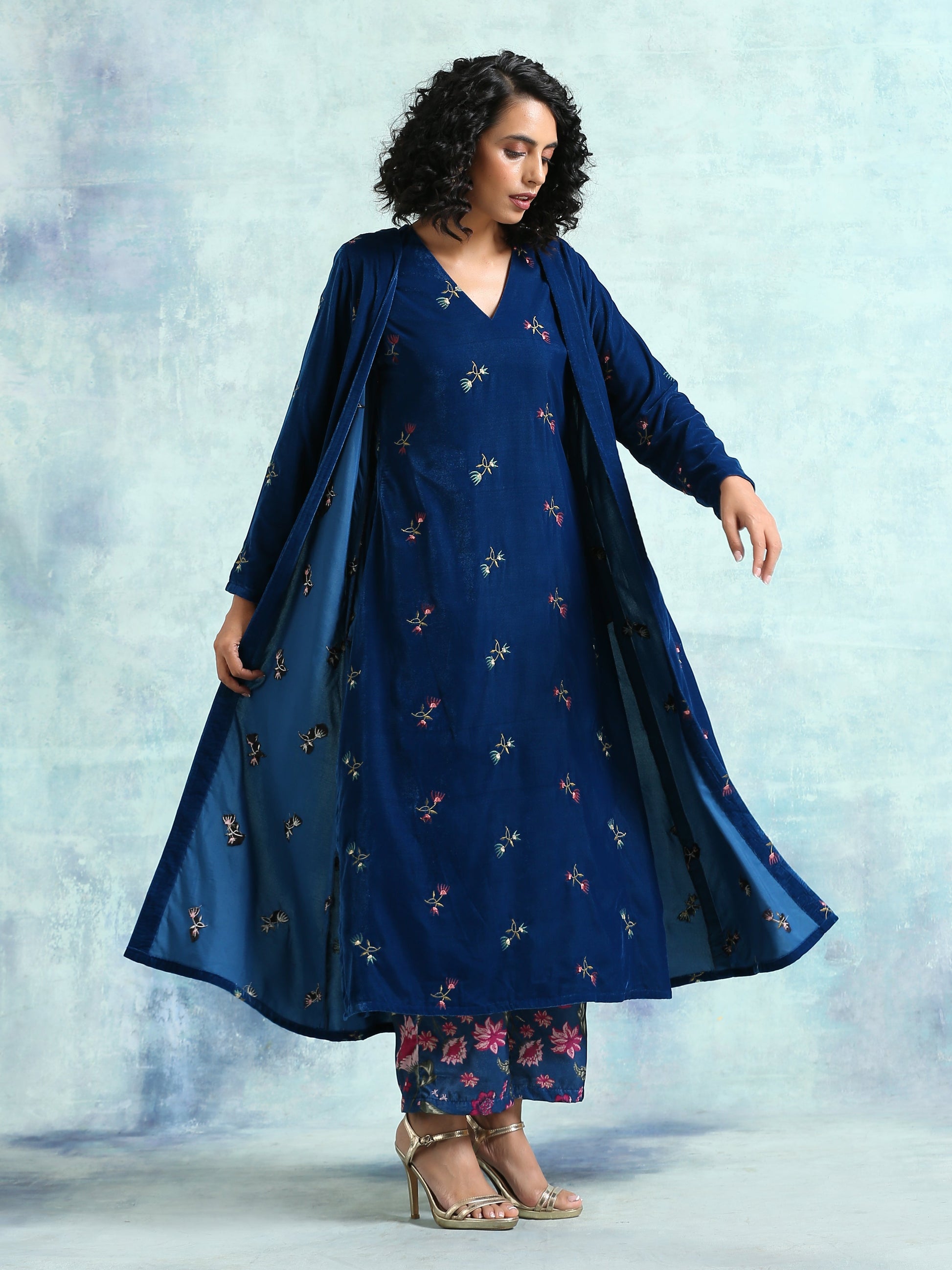 trueBrowns Blue Embroidered Velvet Overlay Jacket - Distacart
