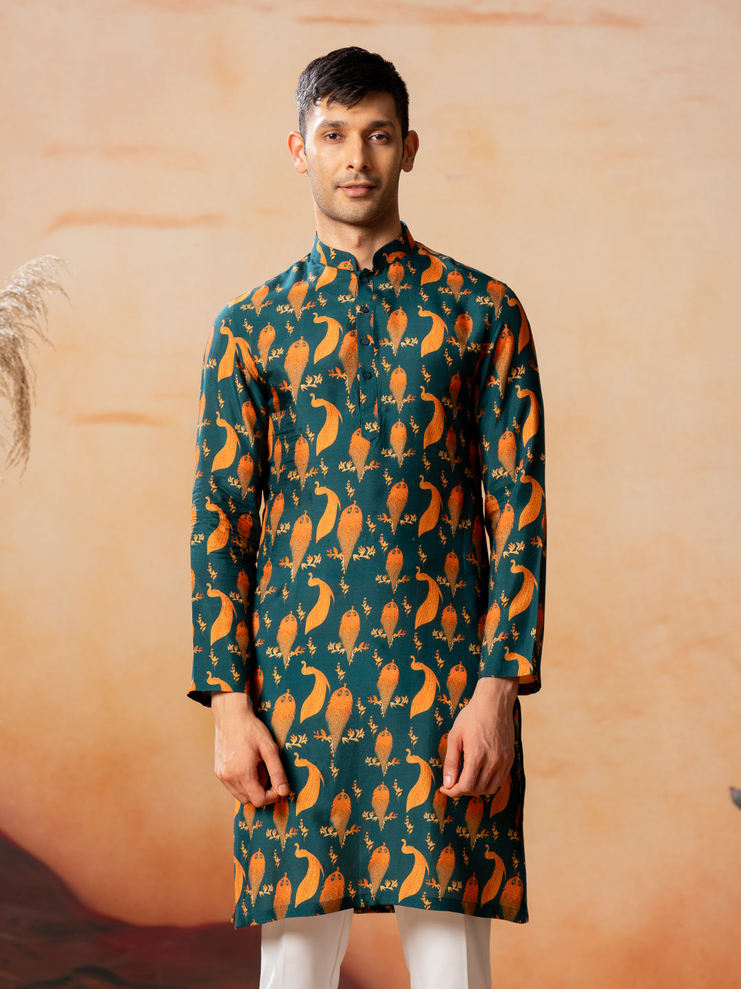 Peacock Print Kurta by Hilo Design - Distacart