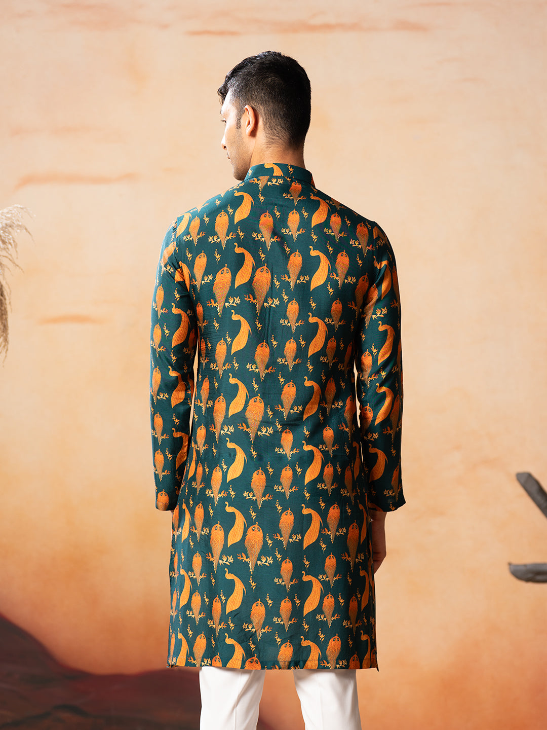 Peacock Print Kurta by Hilo Design - Distacart
