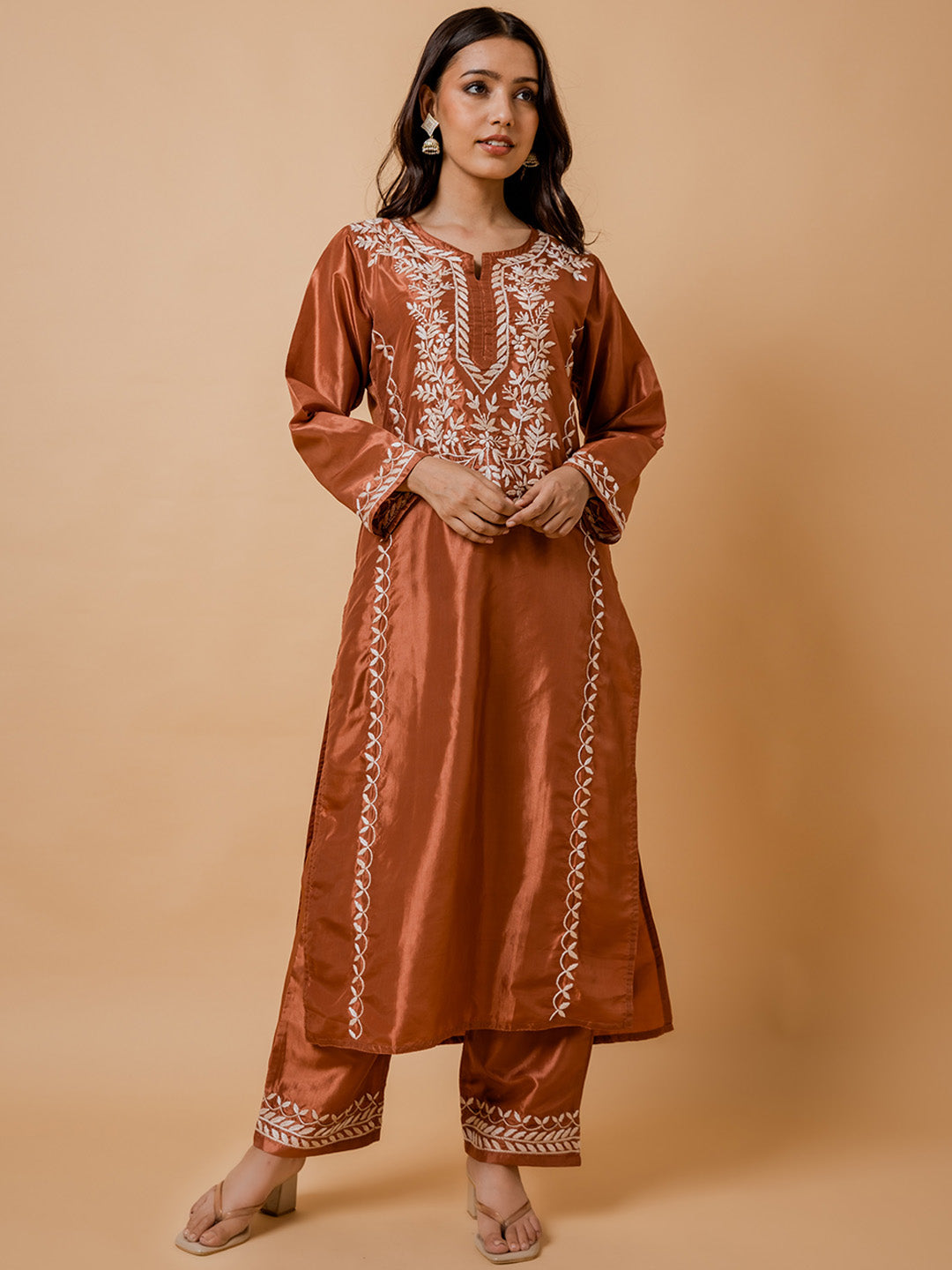 HOUSE OF KARI Floral Embroidered Silk Chikankari Kurta - Distacart