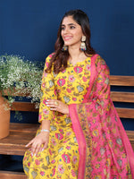 Thumbnail for Malishka Women's Yellow Cotton Blend Floral Printed Kurta Set With Dupatta - Yellow - Distacart