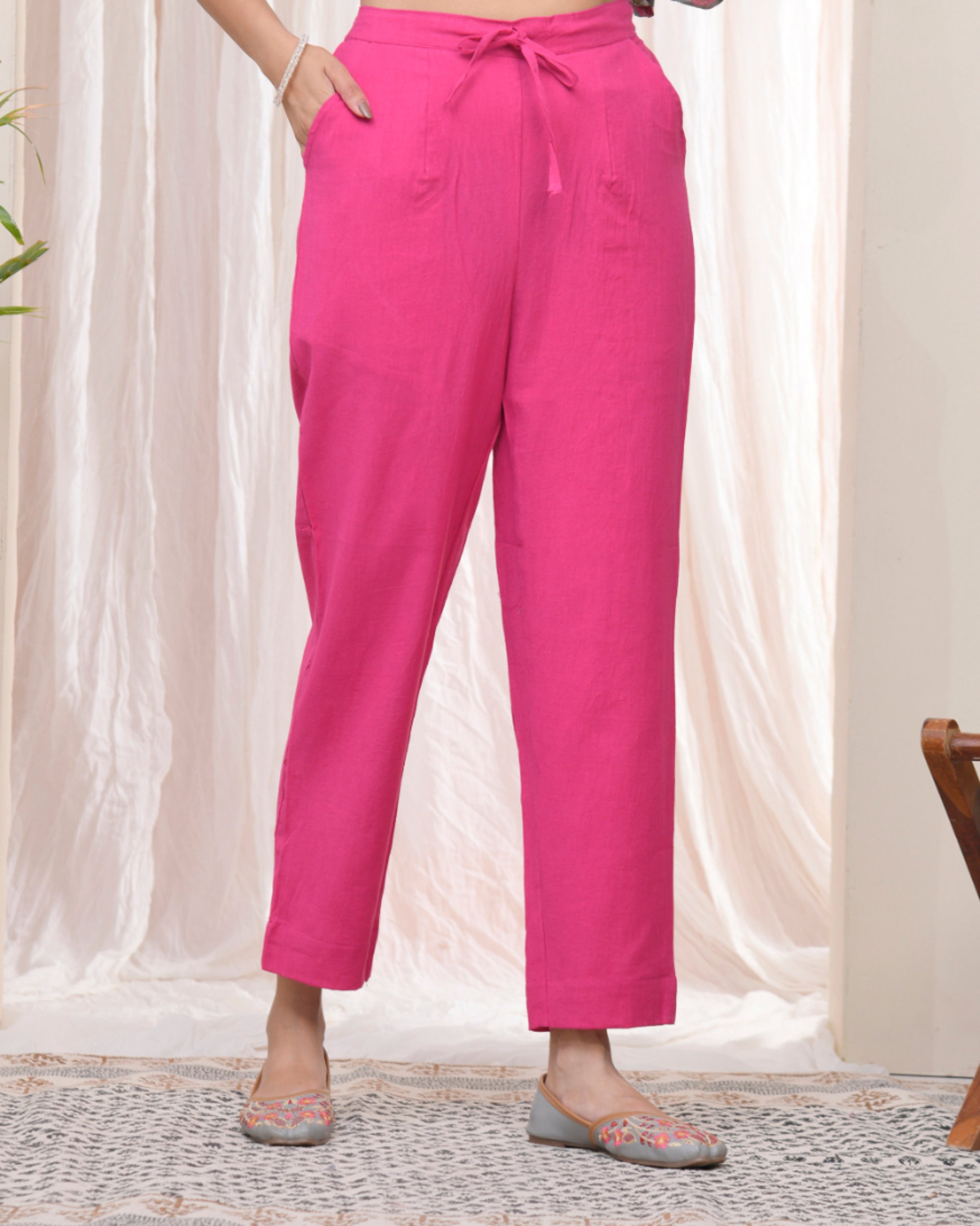 Vaasva Women Rani Cotton Flax Solid Straight Pants