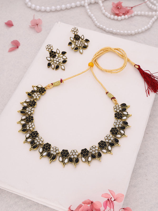 Tehzeeb Creations Black & White Gold Pleated Stone Studded Necklace With Earrings - Distacart