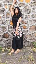 Thumbnail for Jompers Women's Black Floral Printed Floral Kurta - Distacart
