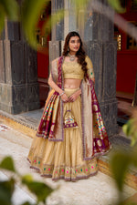 Thumbnail for Lorenvalley Fashion Cream Simmer Organza Zari Weaving Work With Lace Border Lehenga Choli with Dupatta - Distacart