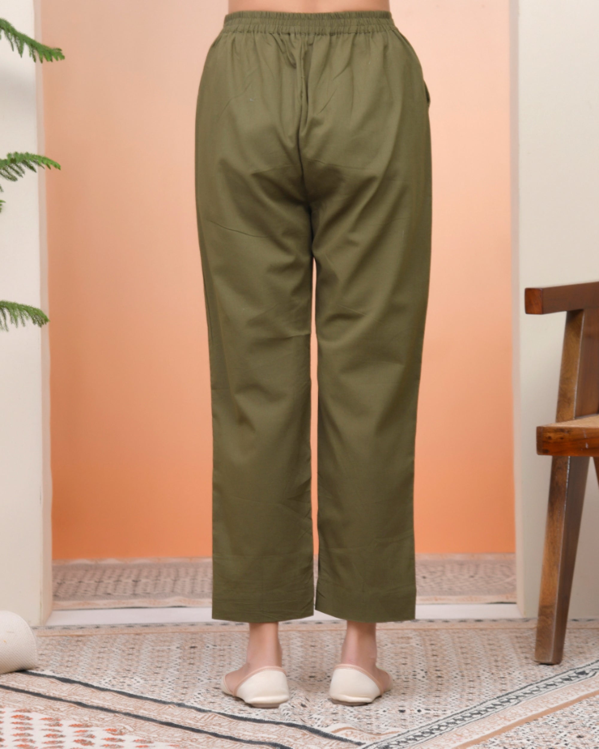 Vaasva Women Olive Green Cotton Flax Solid Straight Pants