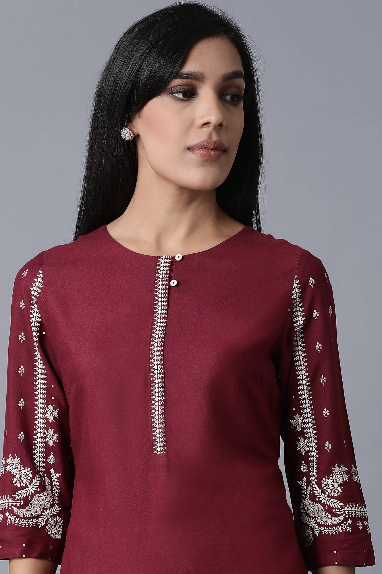 https://cdn.shopify.com/s/files/1/0722/3148/5636/files/20AUW14659-116417_6_d1e7edcf-ecee-42ca-902b-e2f91a98c527.jpg?v=1760478402