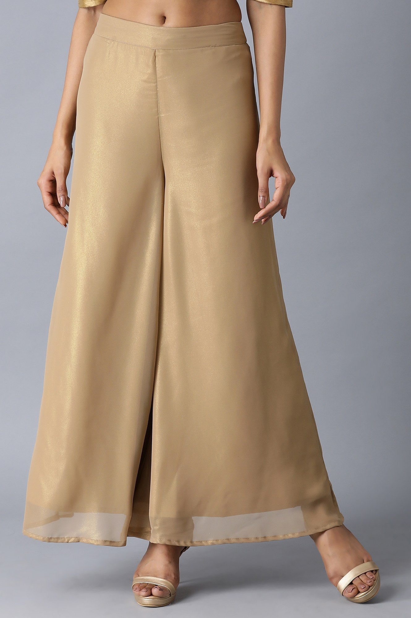 https://cdn.shopify.com/s/files/1/0722/3148/5636/files/20CRW60416-65215_1_f6419b8d-28ea-4211-afaa-55a0cb025100.jpg?v=1760597197