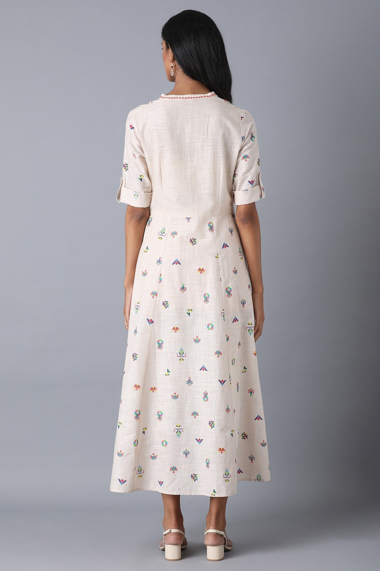 https://cdn.shopify.com/s/files/1/0722/3148/5636/files/20FEW12970-113350_2_86a796b5-d159-40ba-a65e-9ba0431e7703.jpg?v=1760485581