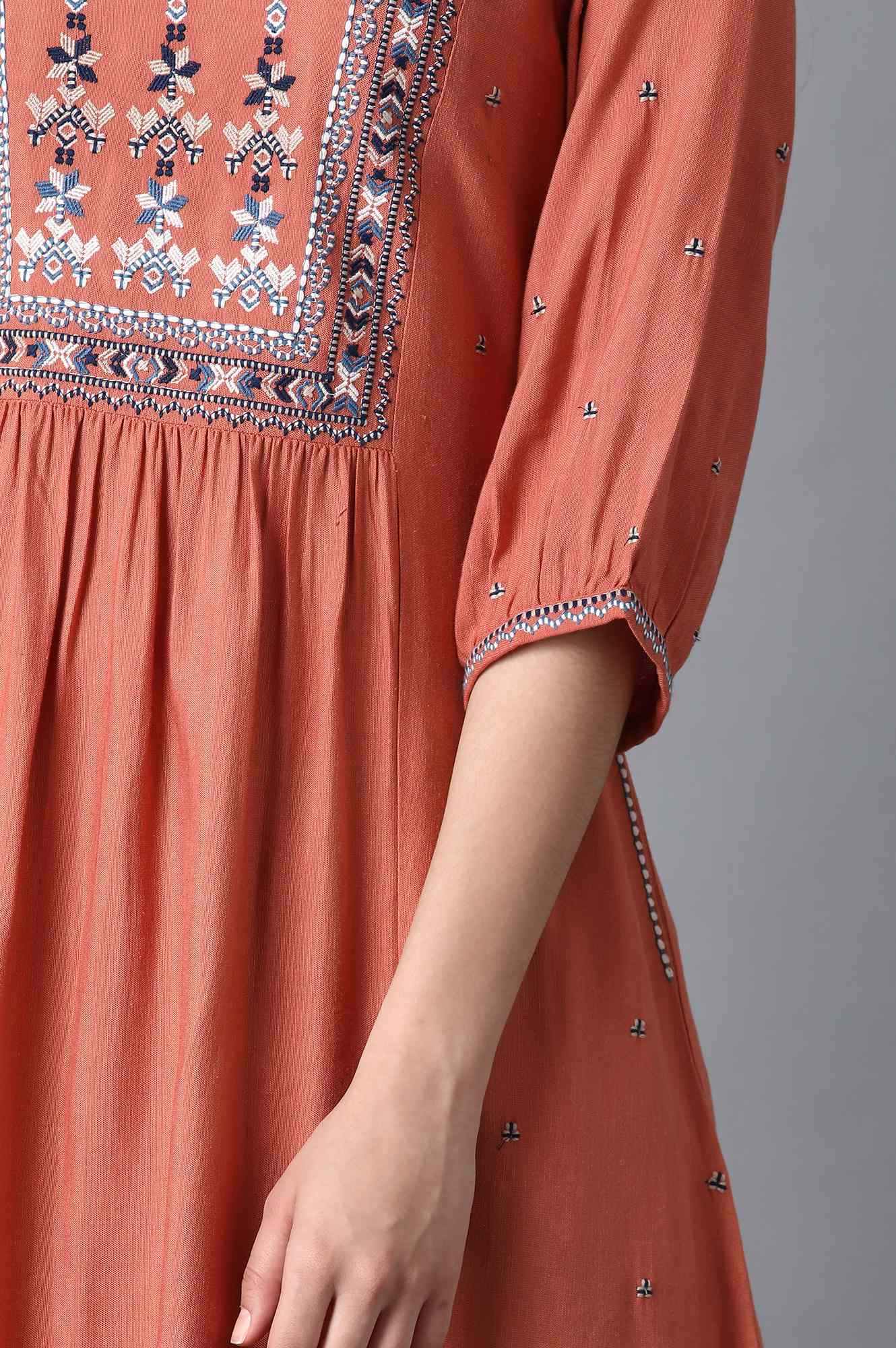 https://cdn.shopify.com/s/files/1/0722/3148/5636/files/20FEW13278-213231_7_54c94cf1-86ed-4ad2-bae7-edb0a697aada.jpg?v=1760479386