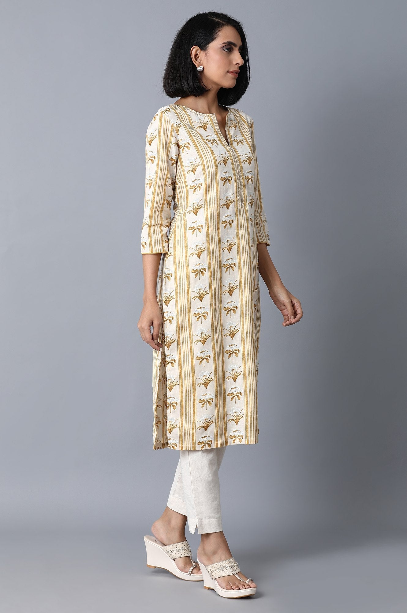 https://cdn.shopify.com/s/files/1/0722/3148/5636/files/20FEW13462-113960_4.jpg?v=1760486283