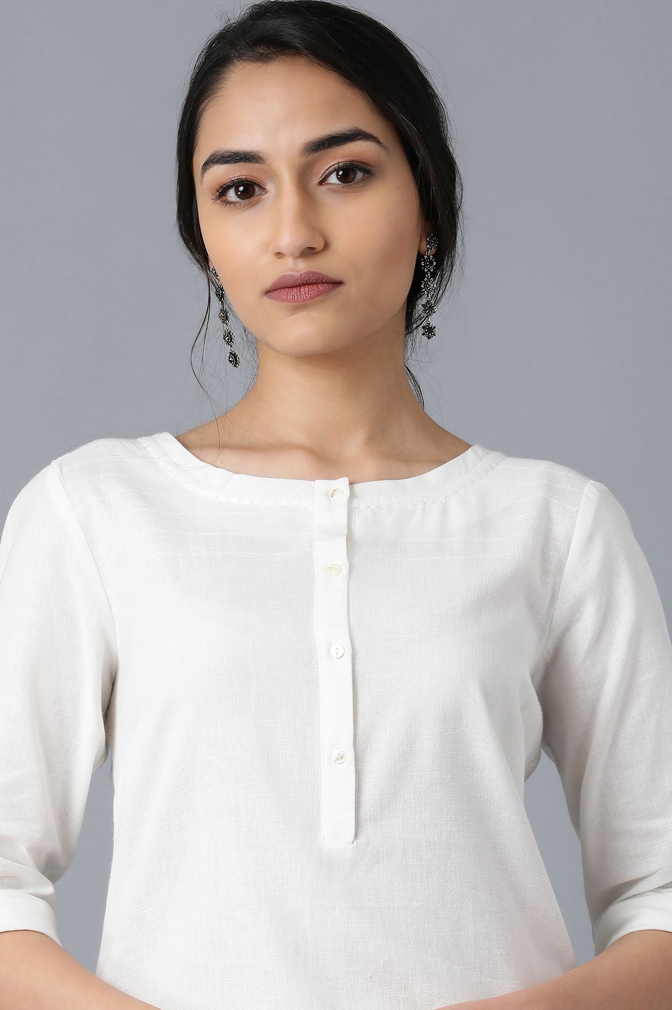 https://cdn.shopify.com/s/files/1/0722/3148/5636/files/20FEW13783-211283_6_e00191b7-4e19-4619-ae53-47b598ce30eb.jpg?v=1760484769