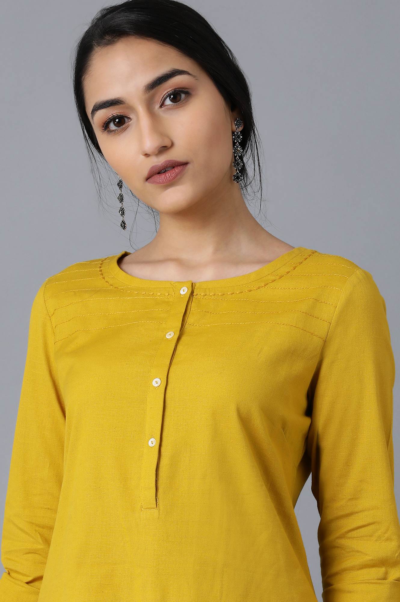 https://cdn.shopify.com/s/files/1/0722/3148/5636/files/20FEW13783-213740_6.jpg?v=1760484287