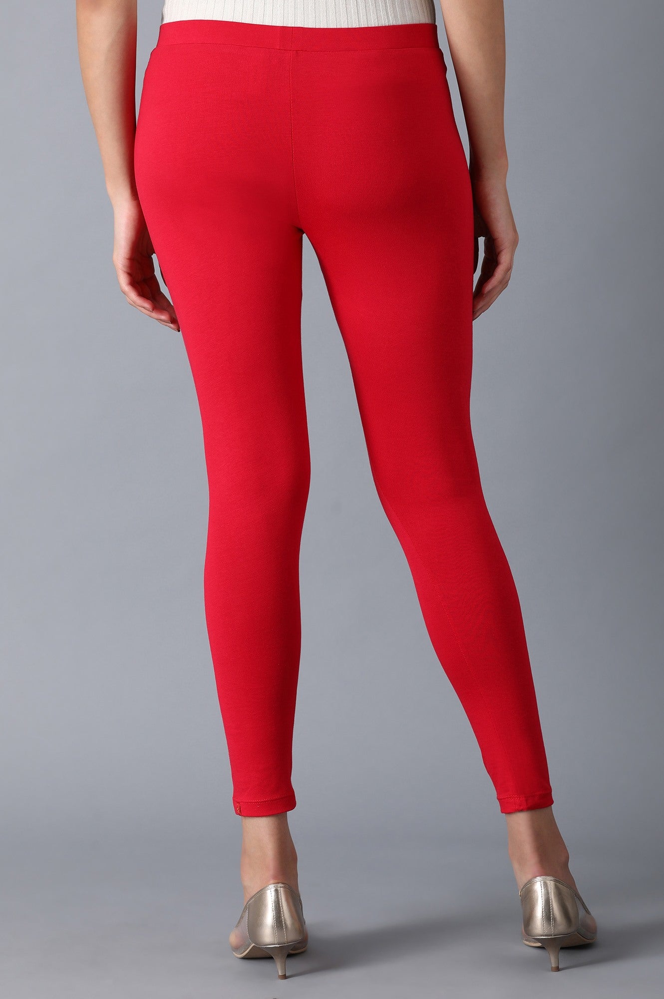 https://cdn.shopify.com/s/files/1/0722/3148/5636/files/20FEW60105-213700_2_b7dfdae2-93b1-429d-990a-69d4cb2d15d7.jpg?v=1760597325