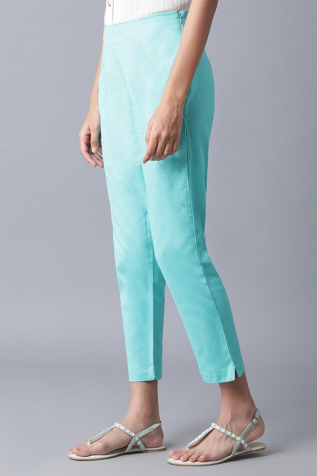 https://cdn.shopify.com/s/files/1/0722/3148/5636/files/20FEW60151-213532_3_79fb2bfa-dbbe-4ed2-b95e-49192d500a2c.jpg?v=1760463050