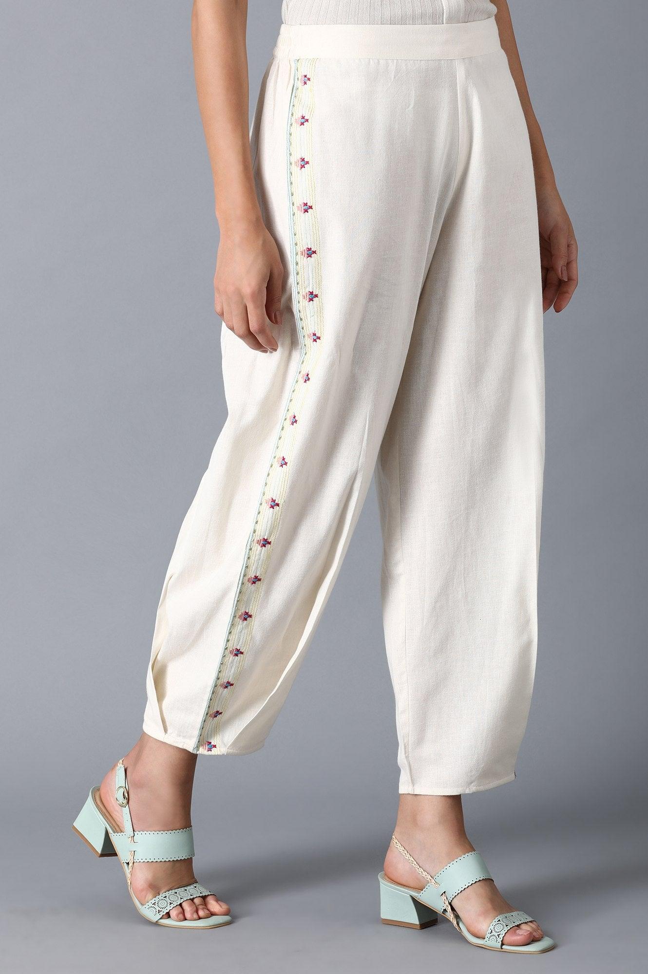 https://cdn.shopify.com/s/files/1/0722/3148/5636/files/20FEW60844-213664_4_289ad7ee-2d87-4e03-bf59-16d27d53099e.jpg?v=1760458050