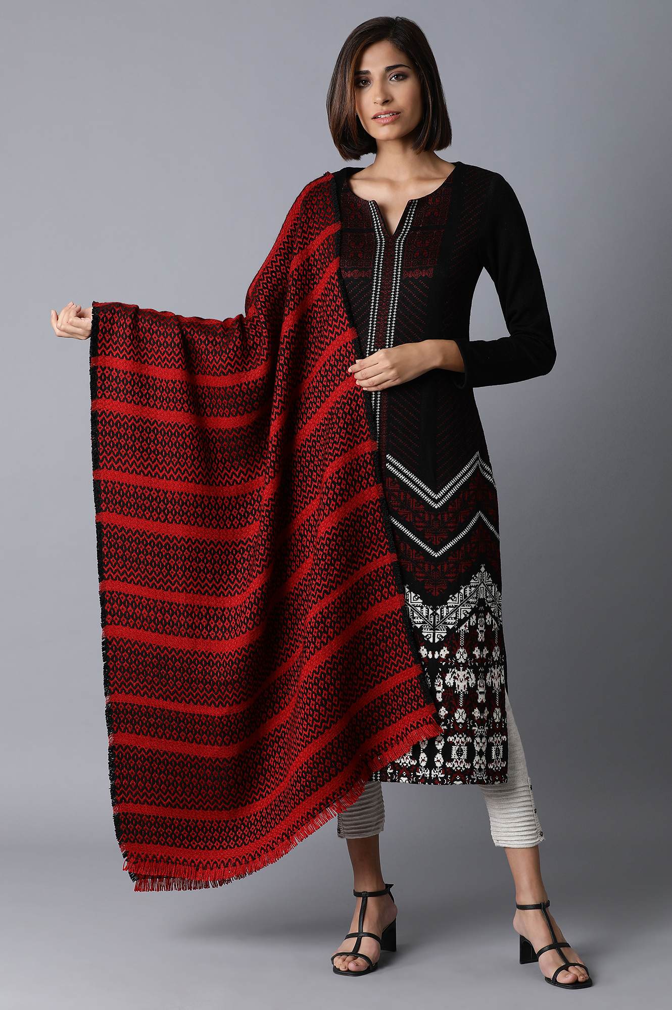https://cdn.shopify.com/s/files/1/0722/3148/5636/files/20NOW80804-311765_1_361c2fb2-4ca2-41a4-a4d1-a05c670e49ac.jpg?v=1760598171
