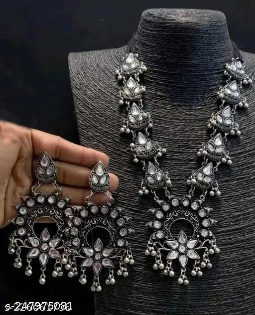 Tehzeeb Creations Women's Silver Colour Oxidised Necklace And Earrings With White Kundan - Distacart