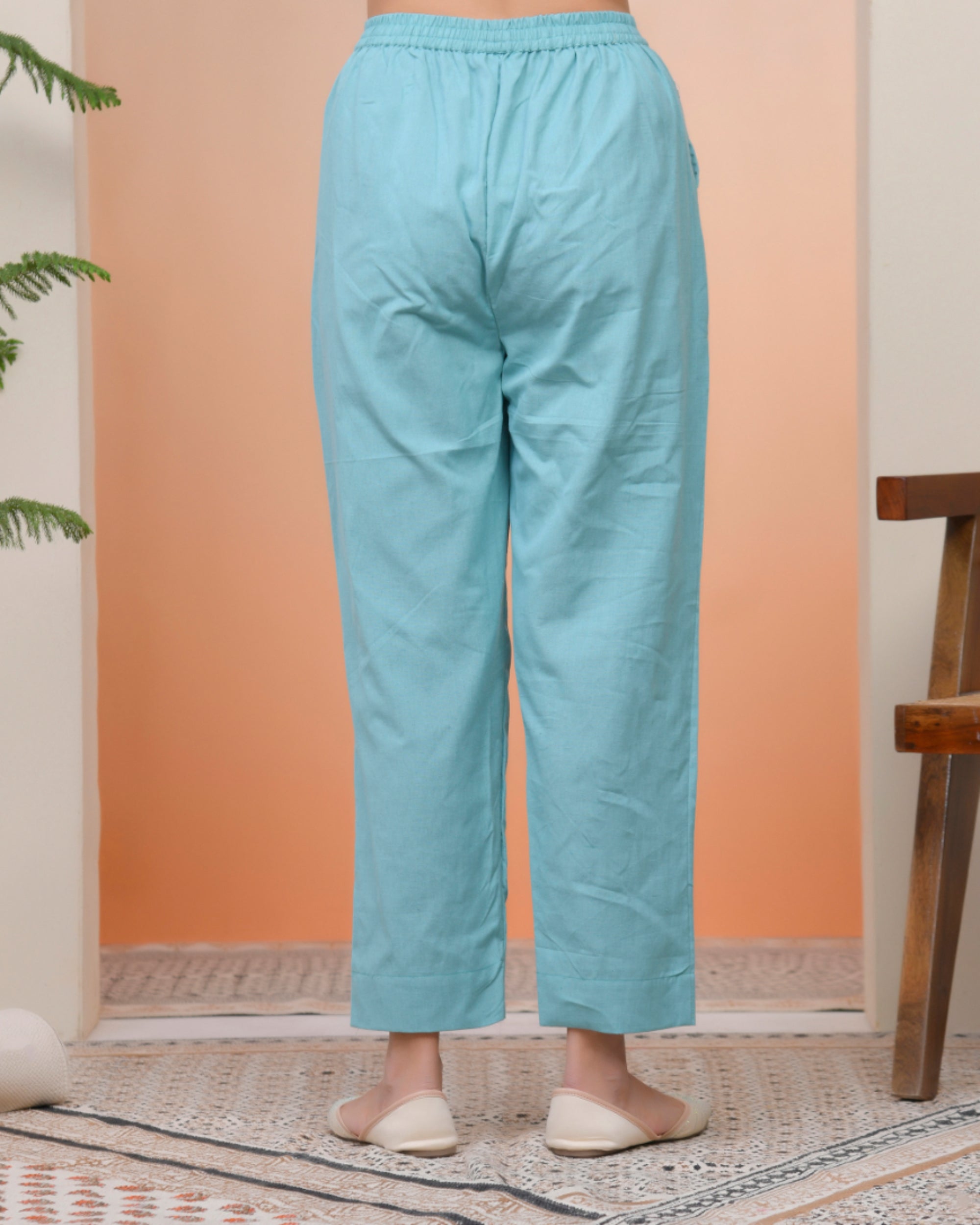 Vaasva Women Turquoise Cotton Flax Solid Straight Pants