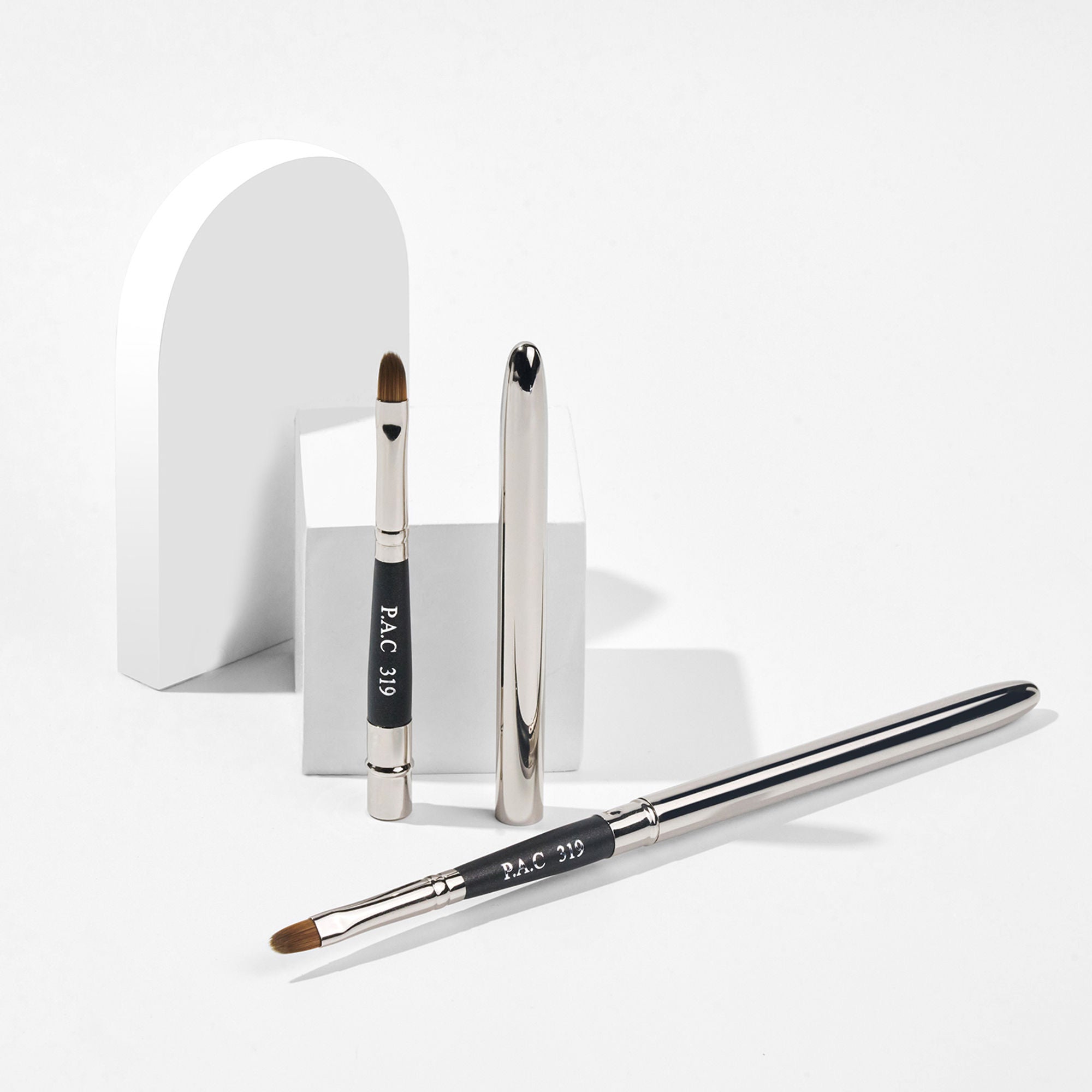 PAC Studio Lip Brush 319 - Tapered Lip Brush Stainless Steel Handle Turns into a Cap, Ideal for Lip Shaping - Distacart
