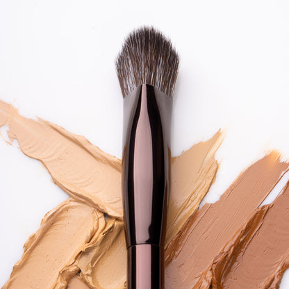PAC Studio T07 Small Concealer Brush - Precision Tip for Spot Concealing, Eyeshadow Application & Blending - Distacart