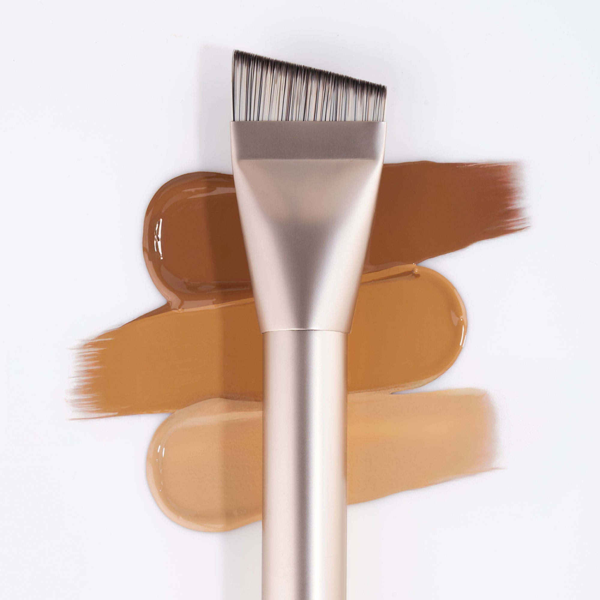 PAC Studio S01 Angular Flat Brush -Ideal for Moisturizers Primers & Foundations, Smooth Uniform Application - Distacart