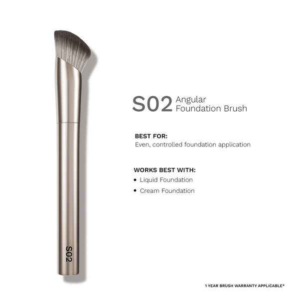 PAC S02 Angular Foundation Brush - Angled for Superior Control, Even Coverage & Streak Free Finish
