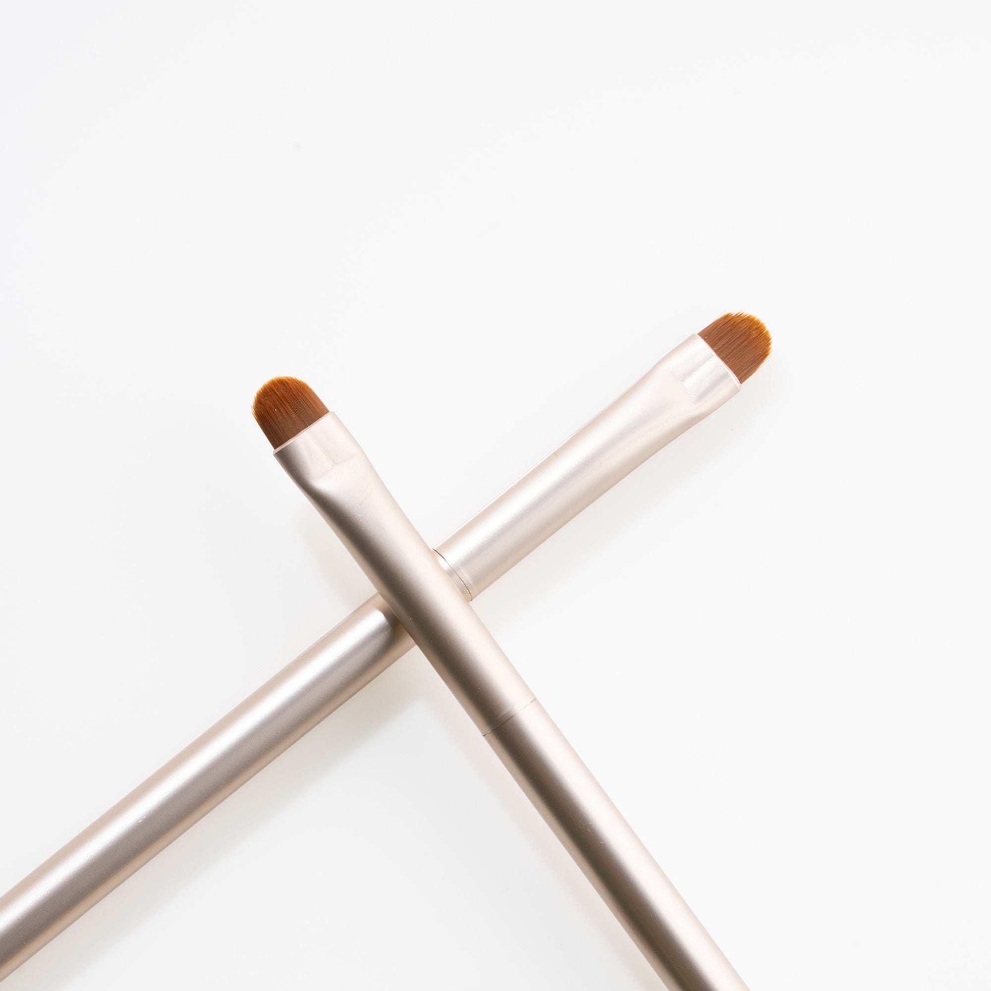 PAC Studio S15 Cut Crease Flat Brush - Great for Detailed Eye Work, Precise Glitter Shimmer Placement