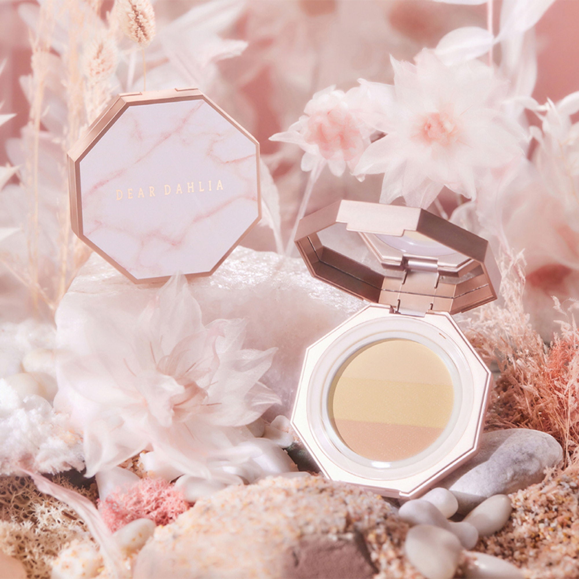 Dear Dahlia Blooming Edition Sheer Light Finishing Powder - Everlasting - Distacart