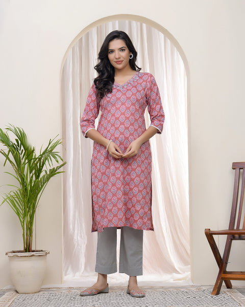 Vaasva Women Pink Cotton Printed Straight Kurti