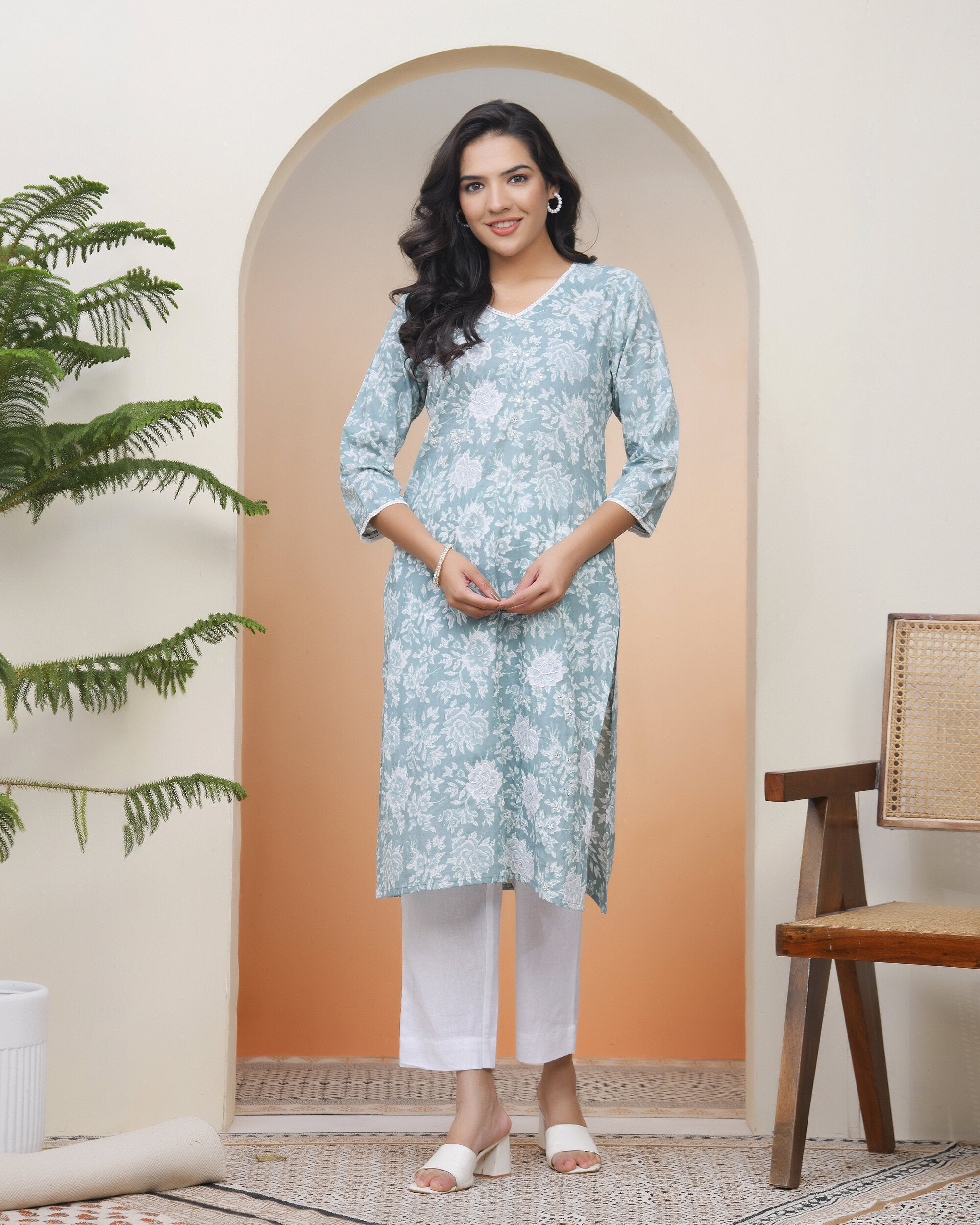 Vaasva Women Mint Cotton Printed Straight Kurti