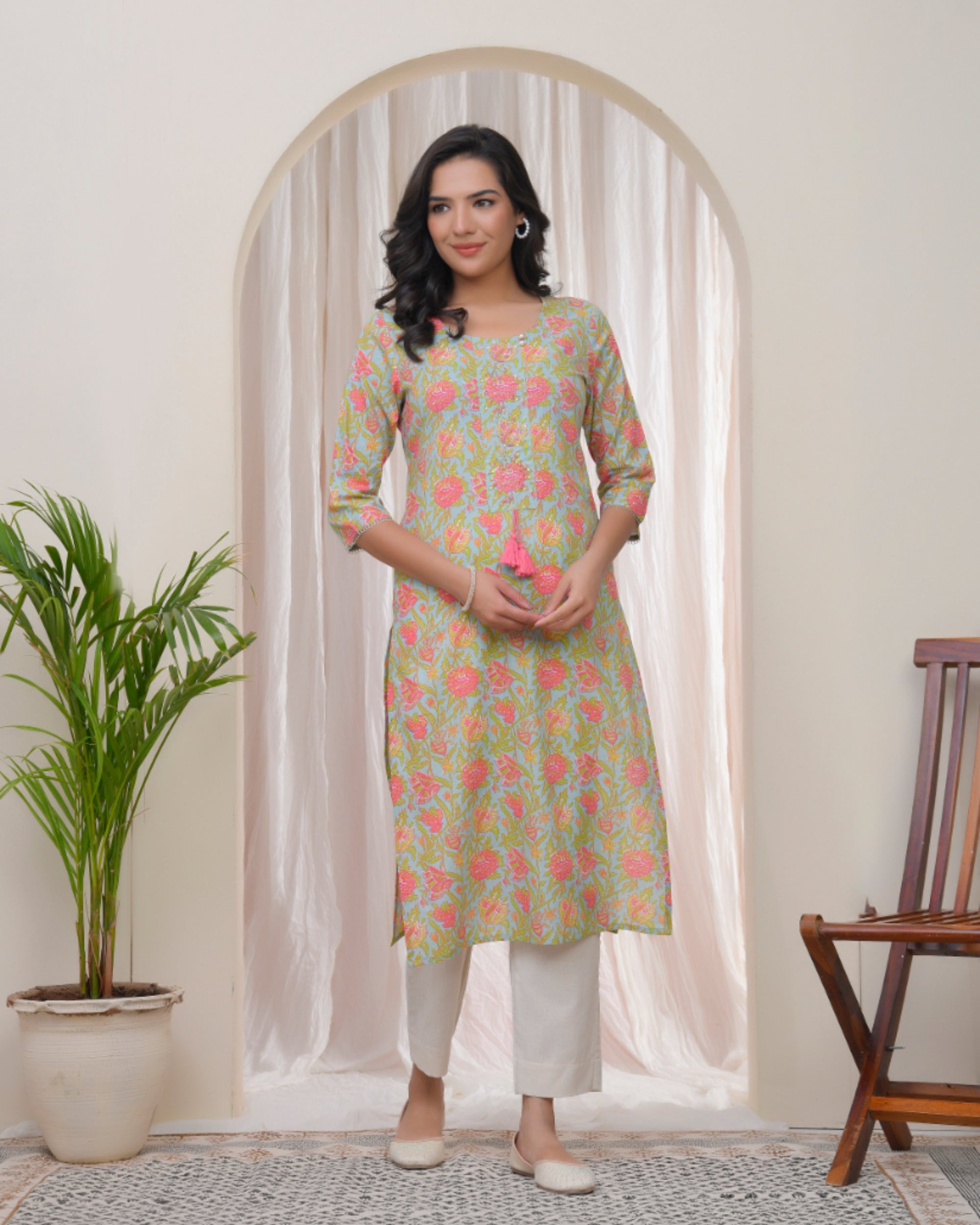Vaasva Women Multi Cotton Printed Straight Kurti