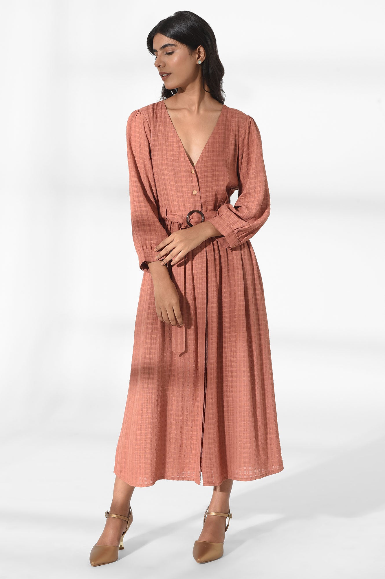 https://cdn.shopify.com/s/files/1/0722/3148/5636/files/21AUW17044-820106_1.jpg?v=1760483988