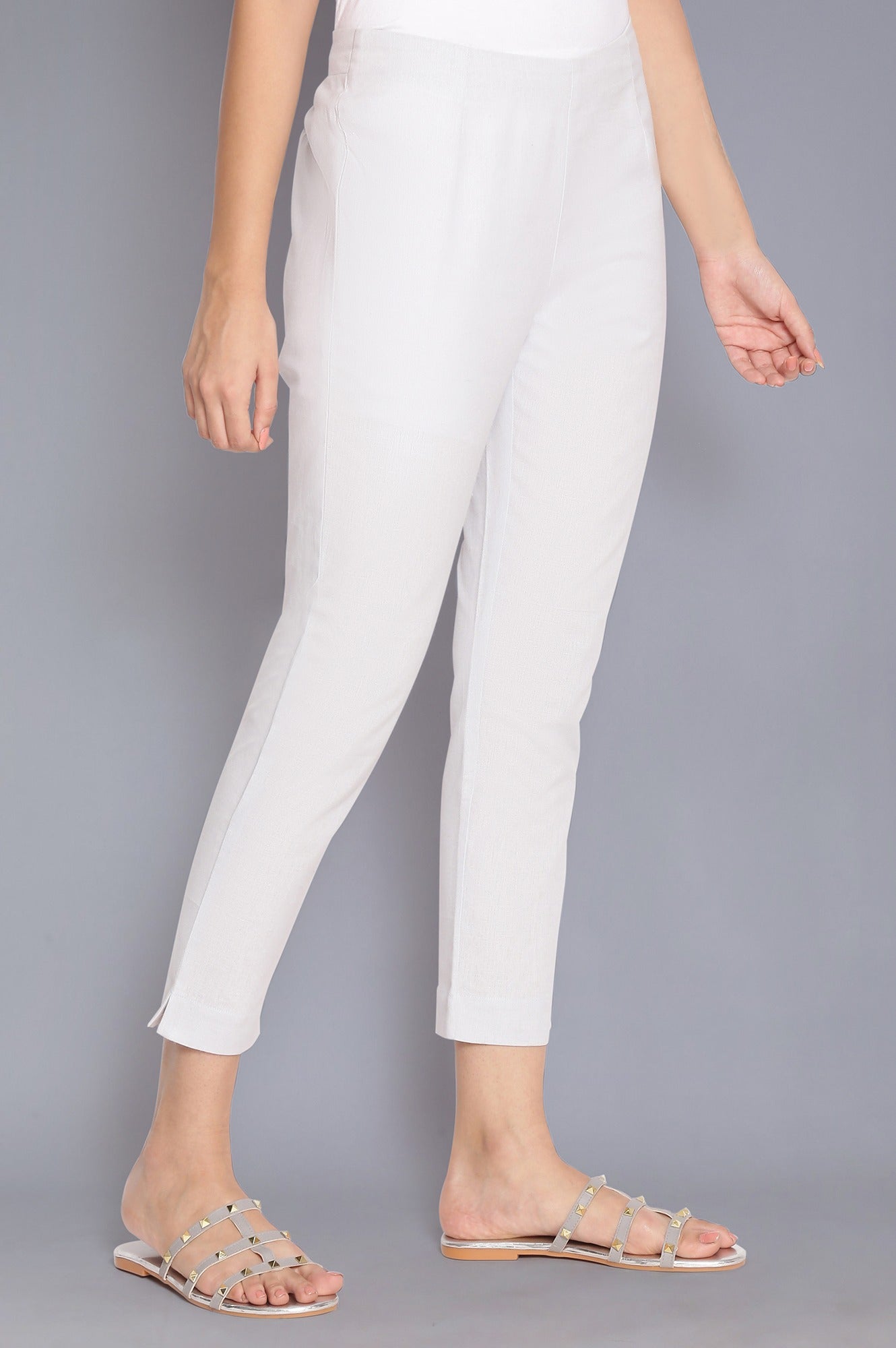 https://cdn.shopify.com/s/files/1/0722/3148/5636/files/21AUW60151-215975_4_c925ce8d-a4ce-4c63-a8a4-fb31c0e088a3.jpg?v=1772278187