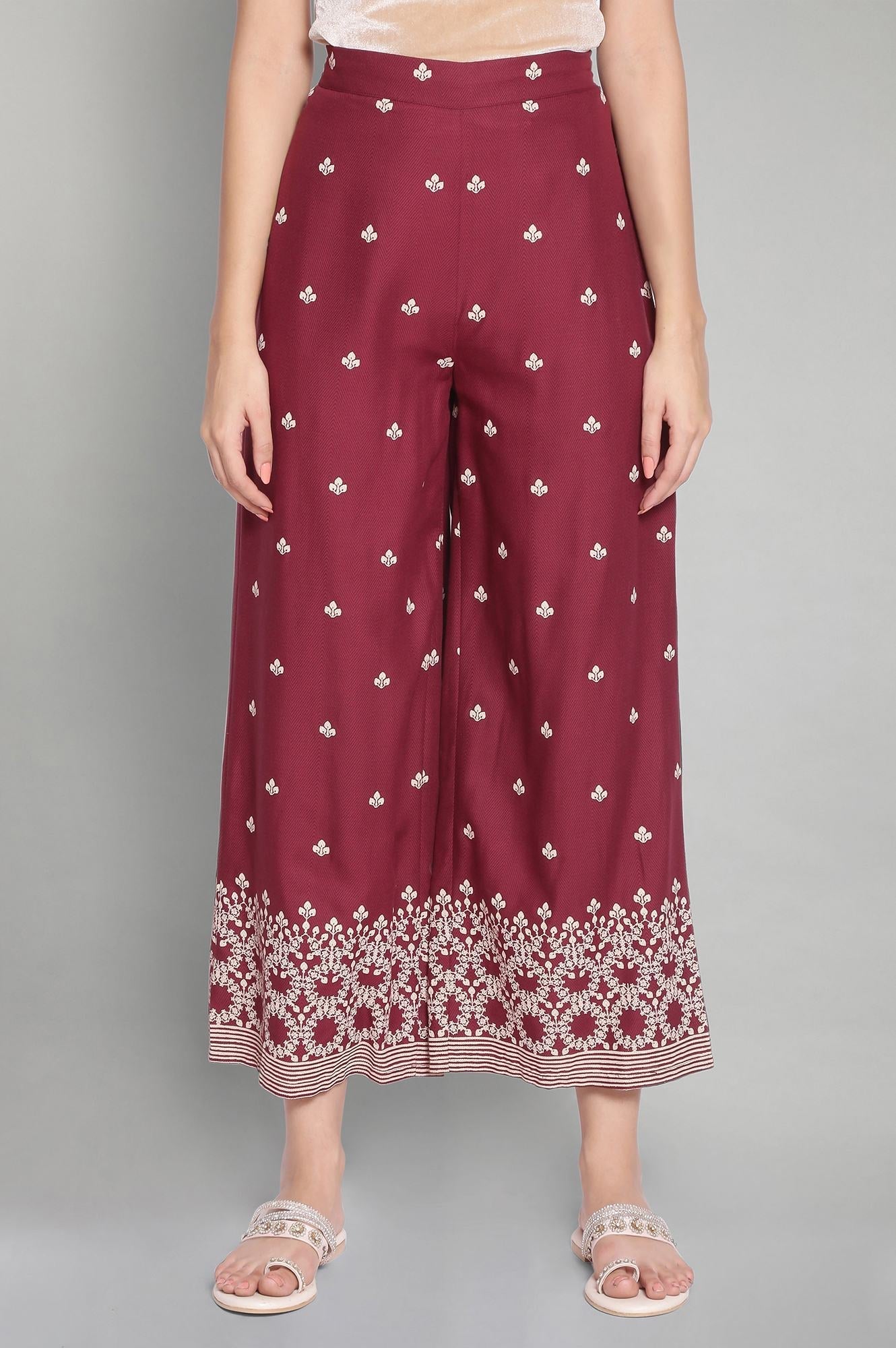 https://cdn.shopify.com/s/files/1/0722/3148/5636/files/21AUW61331-116128_1_efb081c8-733a-40de-a123-e8d43e5d2db9.jpg?v=1760477843