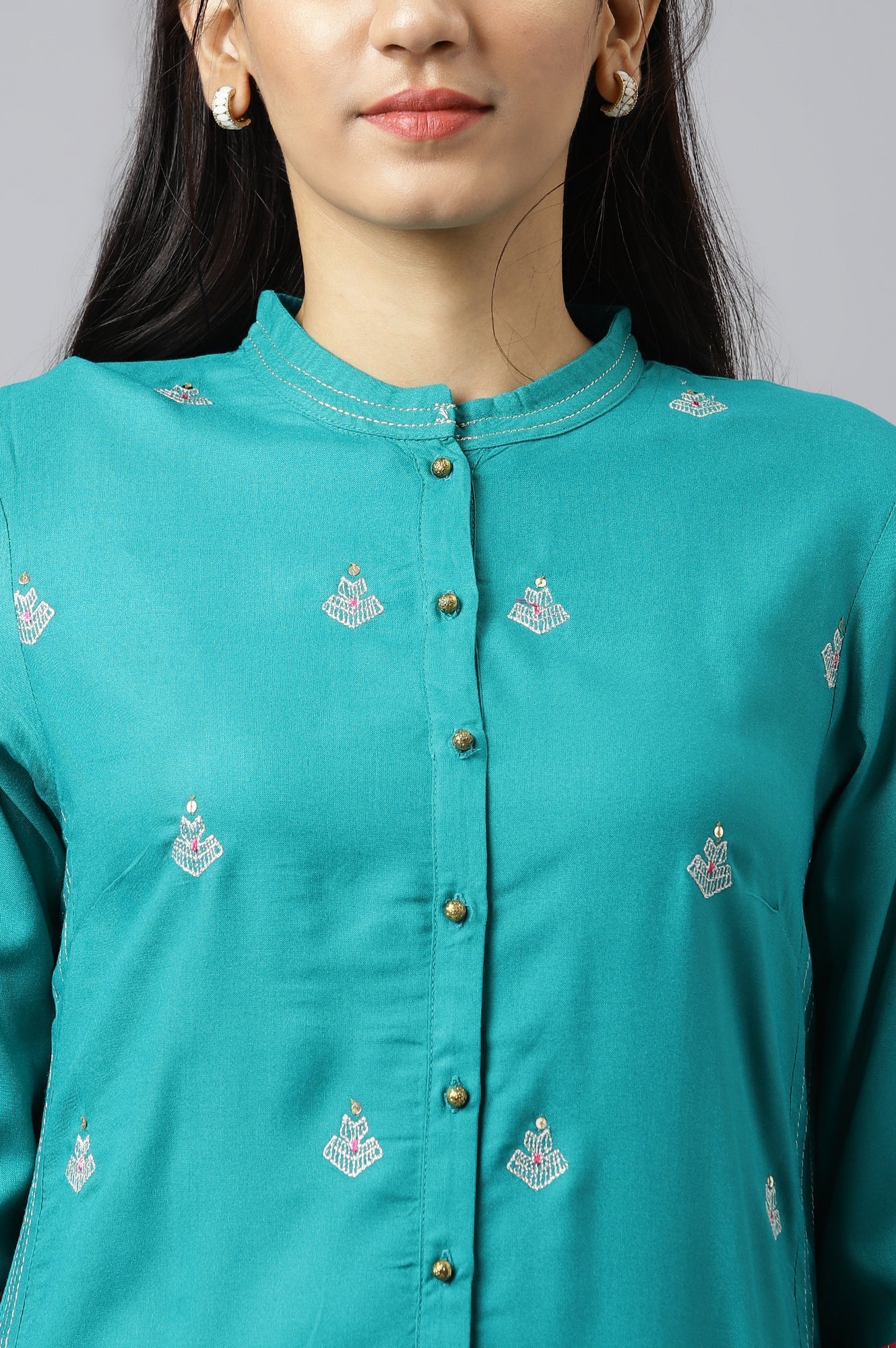https://cdn.shopify.com/s/files/1/0722/3148/5636/files/21AUWS13037-213010_9_aca9e8f1-ff94-4d12-a22d-fa8c8d7dfa08.jpg?v=1772277098