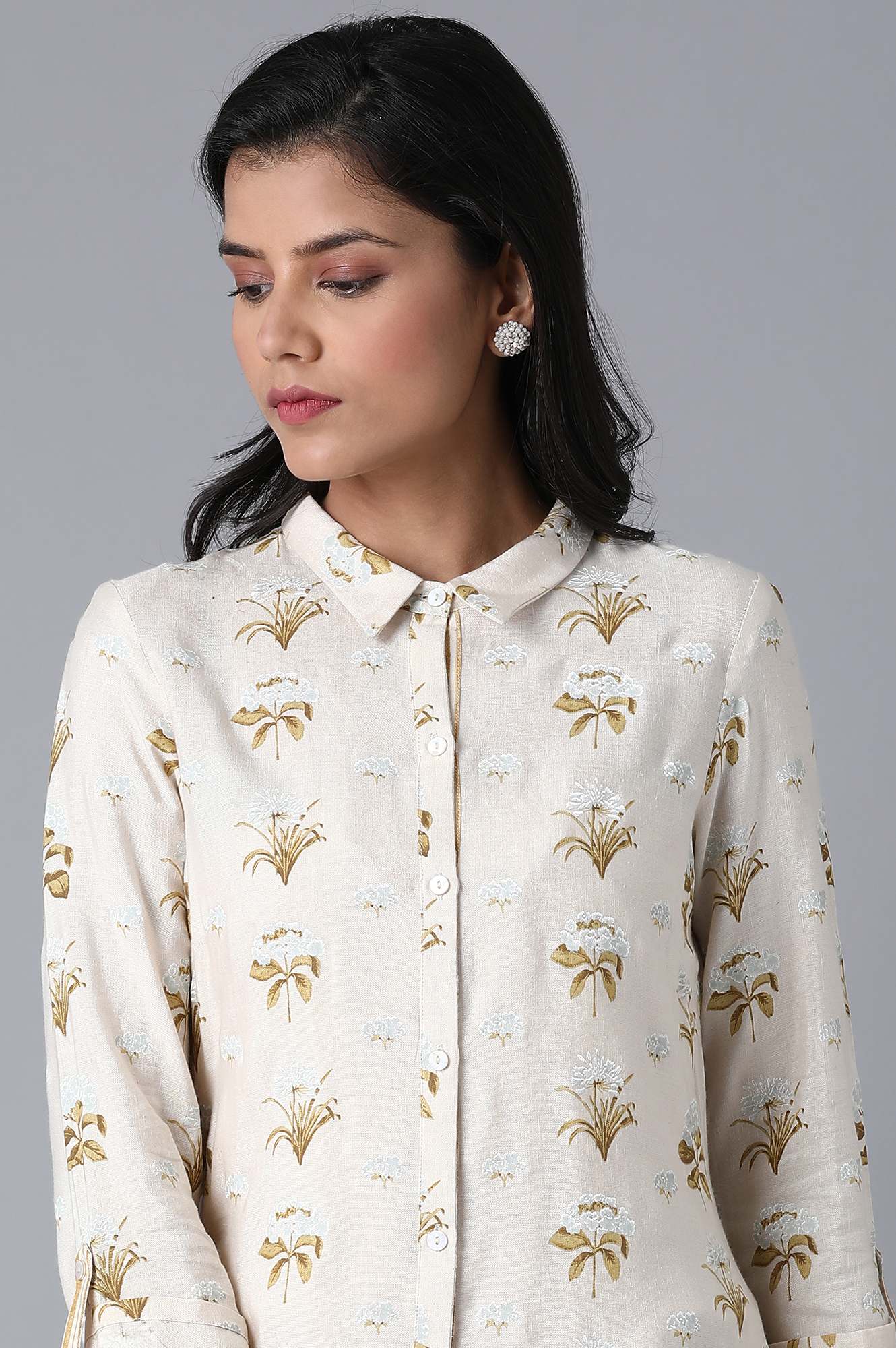 https://cdn.shopify.com/s/files/1/0722/3148/5636/files/21FEW30403-113959_6_ea6df43f-3d44-42e0-bc63-7f070fb91353.jpg?v=1760482488