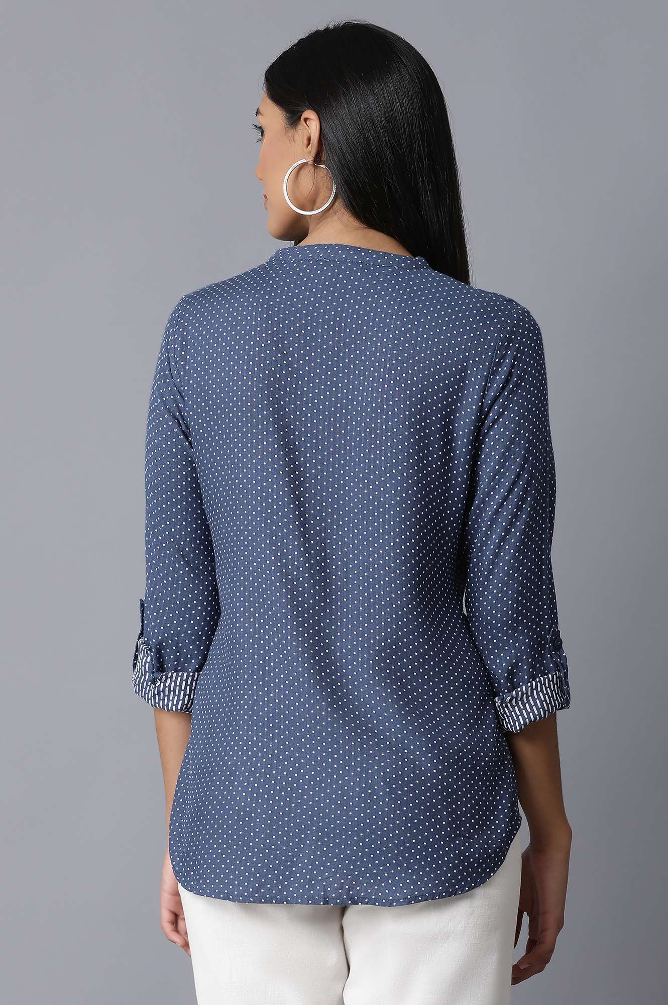 https://cdn.shopify.com/s/files/1/0722/3148/5636/files/21FEW31008-830014_2_a0e3c612-29dc-441c-a809-2e6059c82221.jpg?v=1760482009