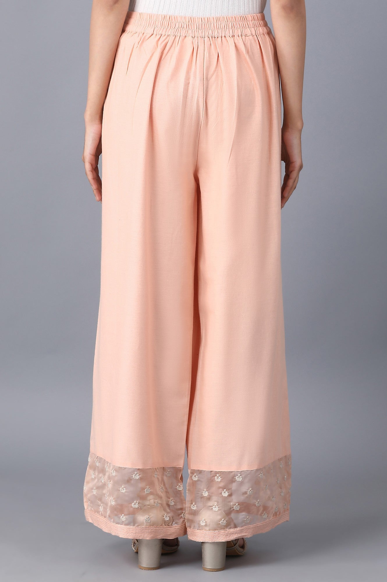 https://cdn.shopify.com/s/files/1/0722/3148/5636/files/21FEW60936-213731_2_c1a7daf4-d108-4bc7-bee0-13c7579ee81a.jpg?v=1760481601