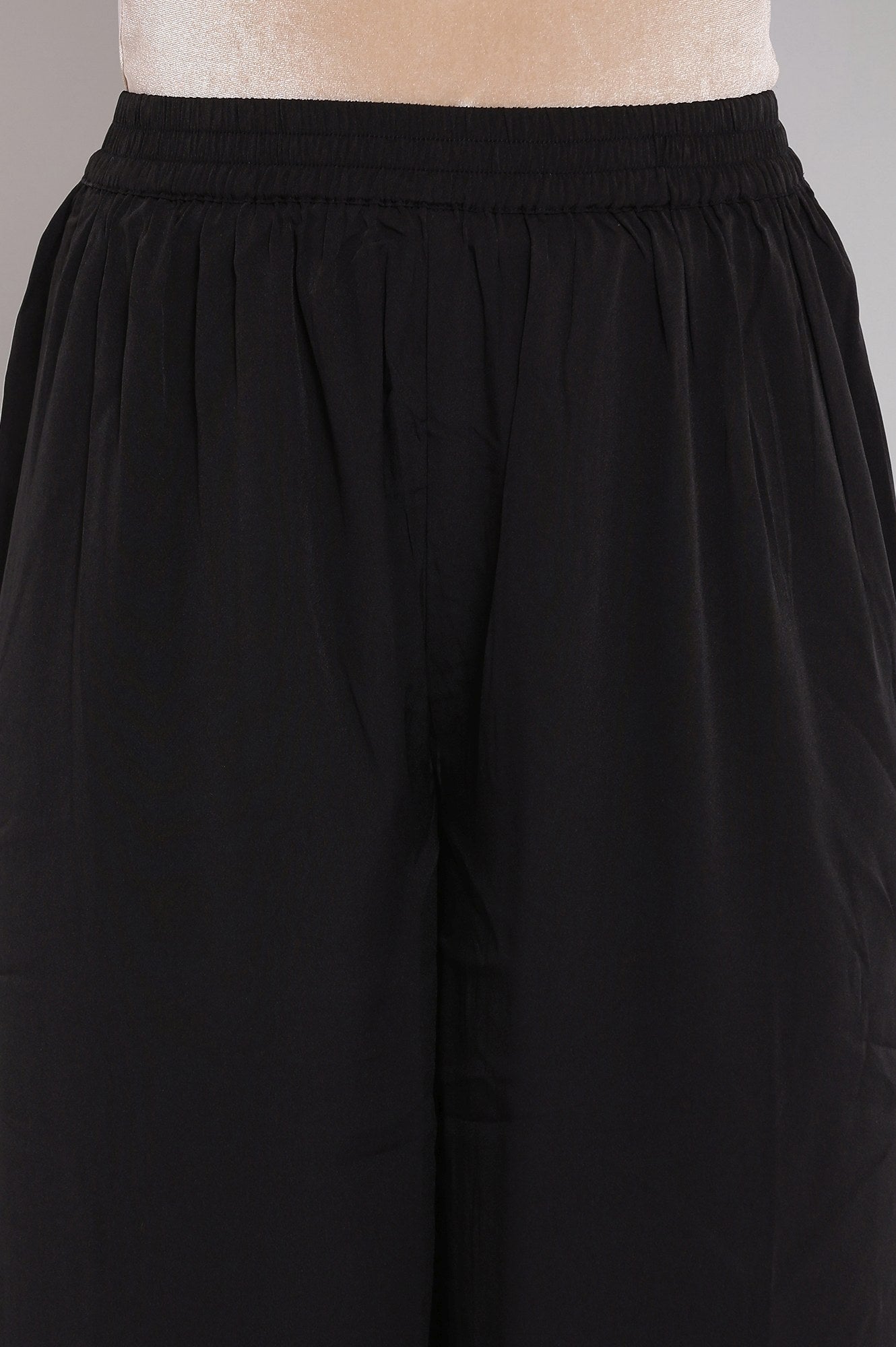 https://cdn.shopify.com/s/files/1/0722/3148/5636/files/21FSWS14774-C0501_6_3a39dfba-1e7c-4a62-8bec-5ed0b5973b6c.jpg?v=1760482309