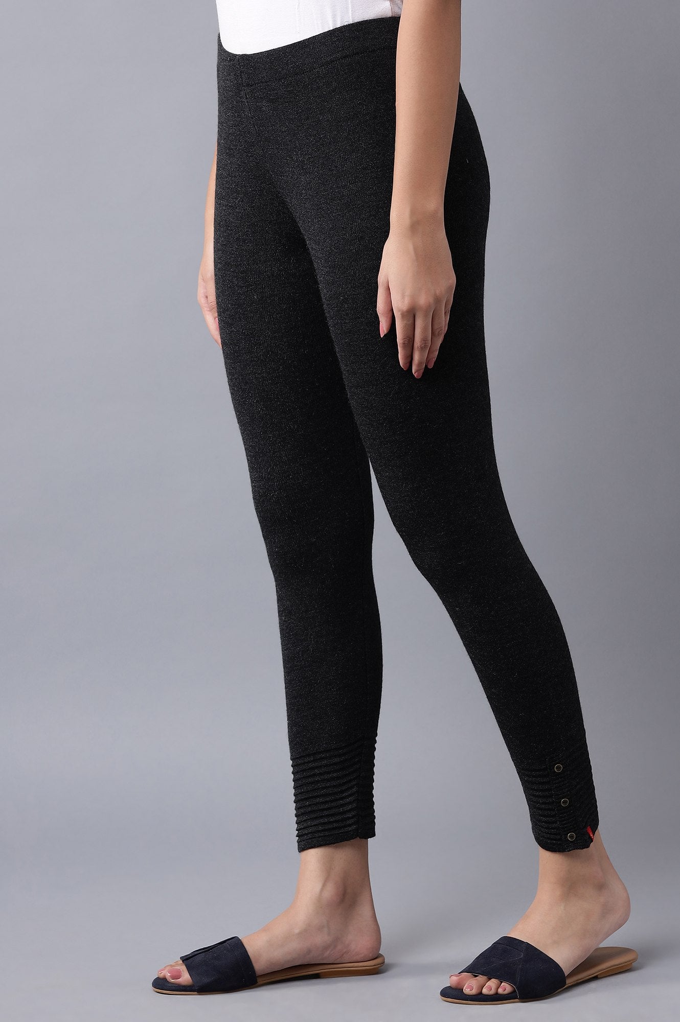https://cdn.shopify.com/s/files/1/0722/3148/5636/files/21NOW60421-215943_3_b4a09739-eb4f-4424-b393-3f6d830a3bd5.jpg?v=1760481485