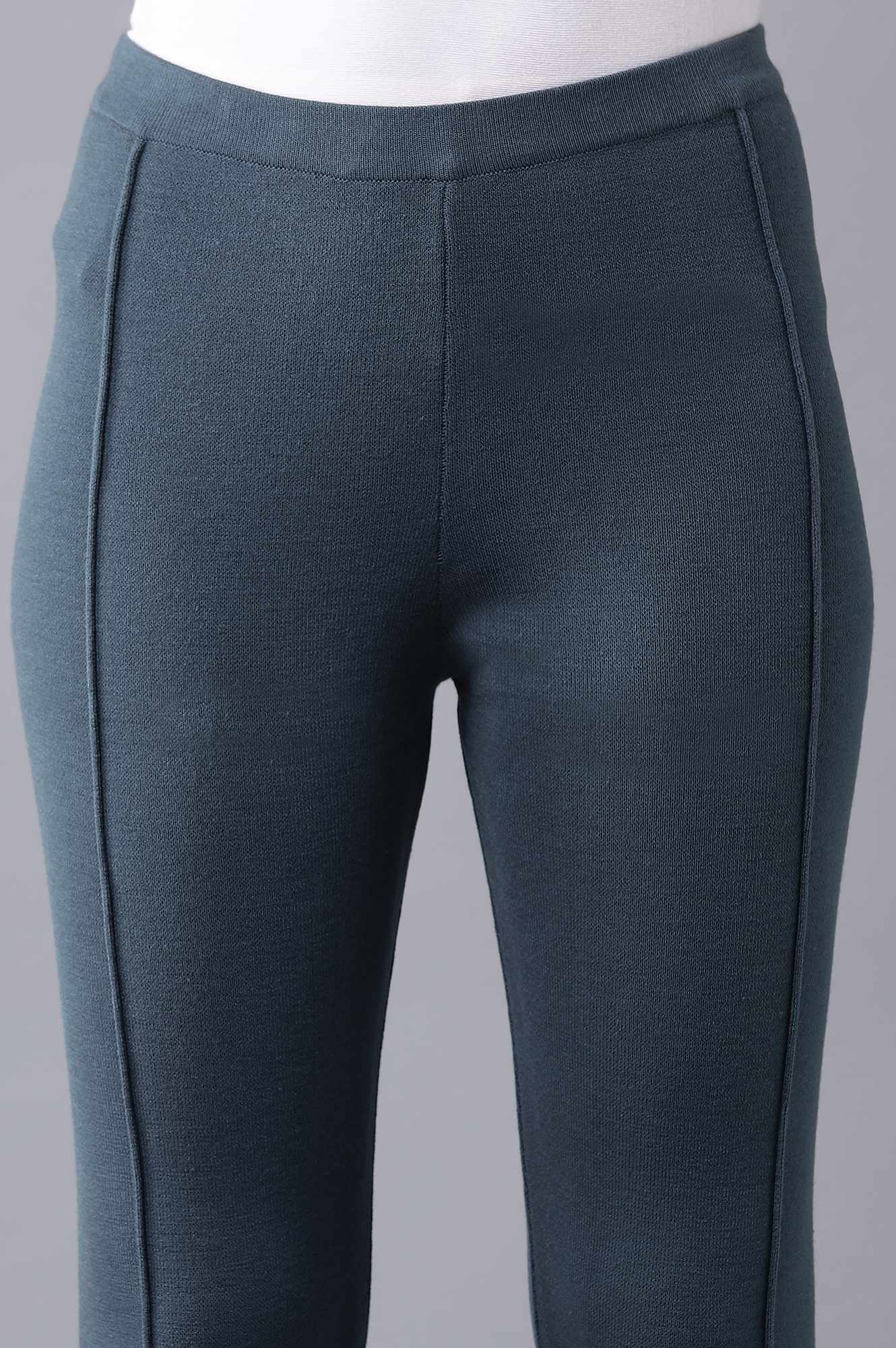 https://cdn.shopify.com/s/files/1/0722/3148/5636/files/21NOW60424-215964_6_2fc05d67-a8f1-4f44-a072-fbfc9c4ef194.jpg?v=1760480796