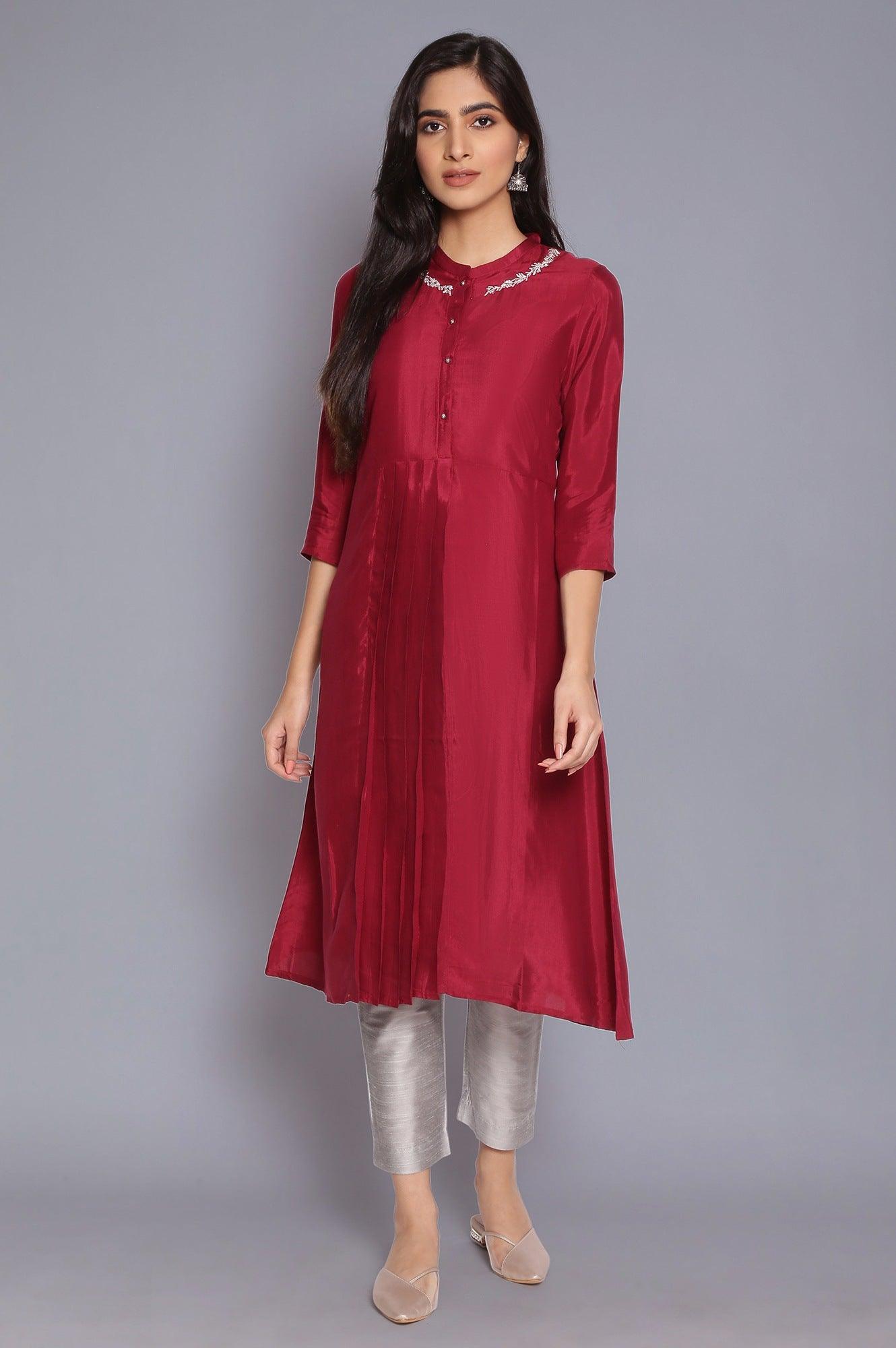 https://cdn.shopify.com/s/files/1/0722/3148/5636/files/21SAW16112-12104_1_01b8d4ec-c63c-4eb0-b154-2b1ab7966d36.jpg?v=1760465495