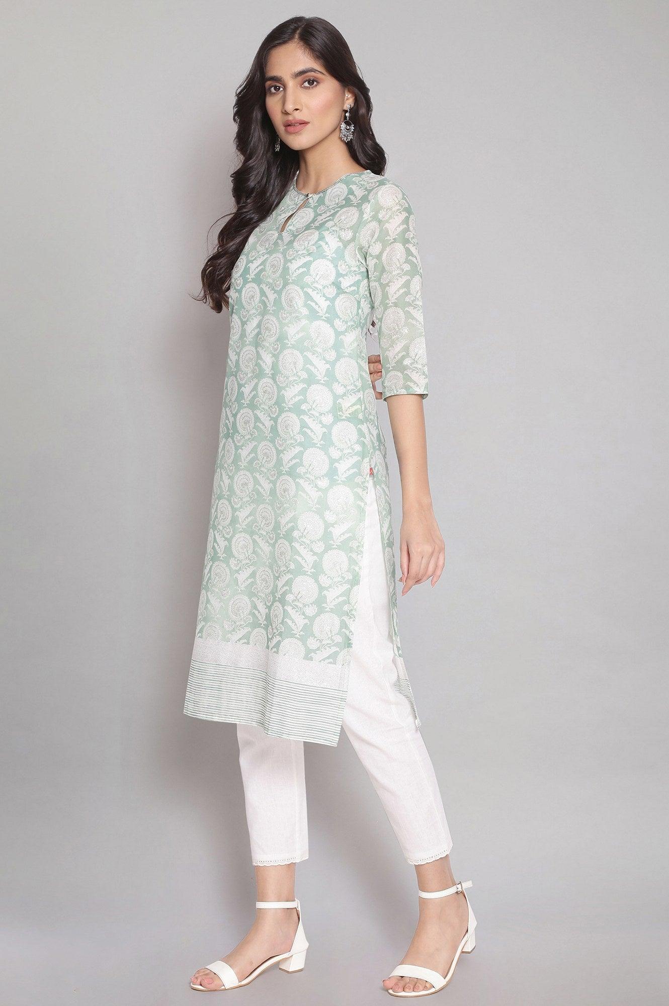 https://cdn.shopify.com/s/files/1/0722/3148/5636/files/21SFW16145-110870_3_4da0da8b-e892-4ea8-9765-05d3c0b5ea05.jpg?v=1760462384
